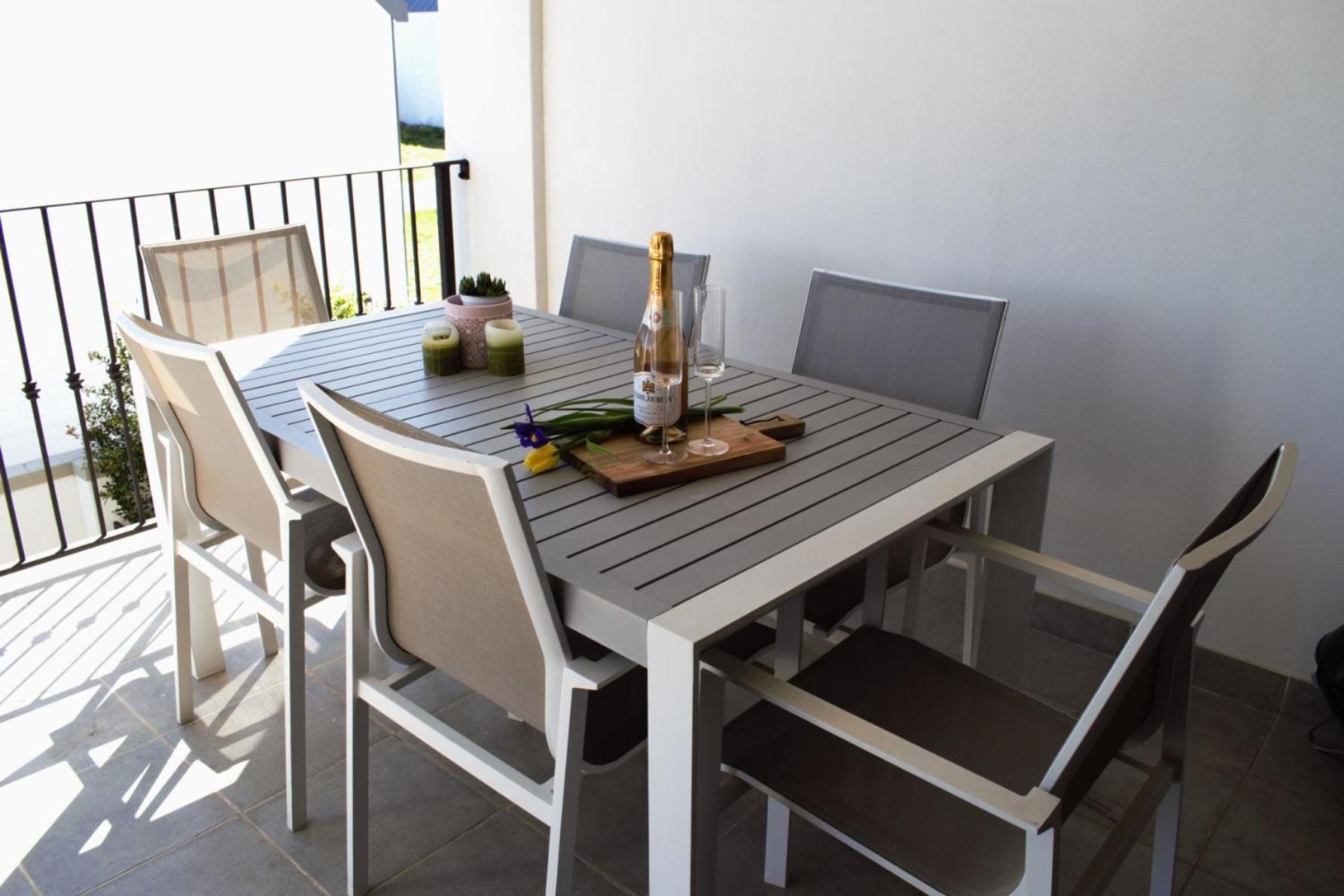 Spacious, Modern & Convenient Franschhoek Exterior foto