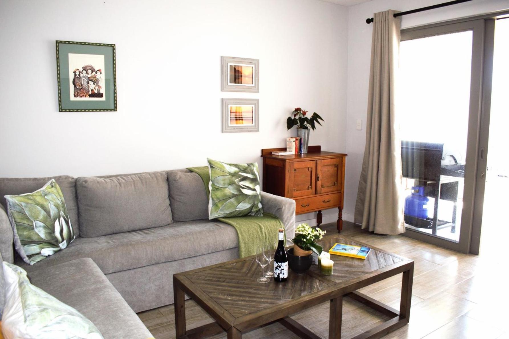 Spacious, Modern & Convenient Franschhoek Exterior foto