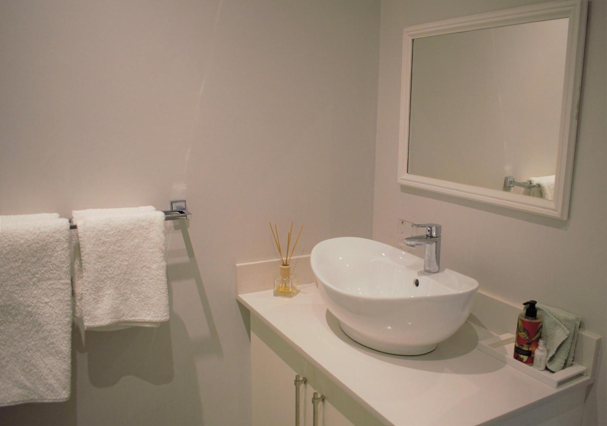 Spacious, Modern & Convenient Franschhoek Exterior foto